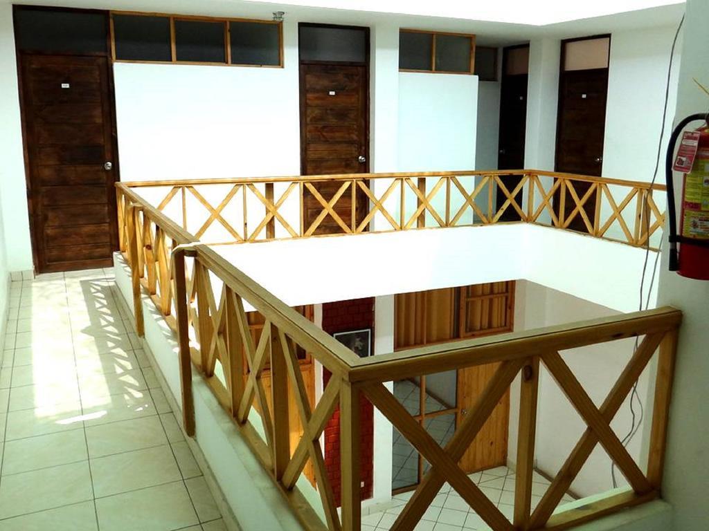 Hotel Cocos Inn Іка Екстер'єр фото
